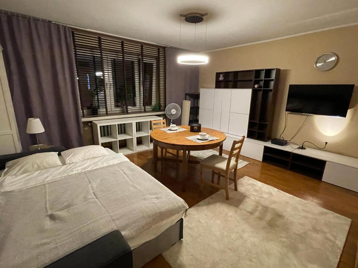 Przystanek Katowice Brynowska 55A Lägenhet Exteriör bild
